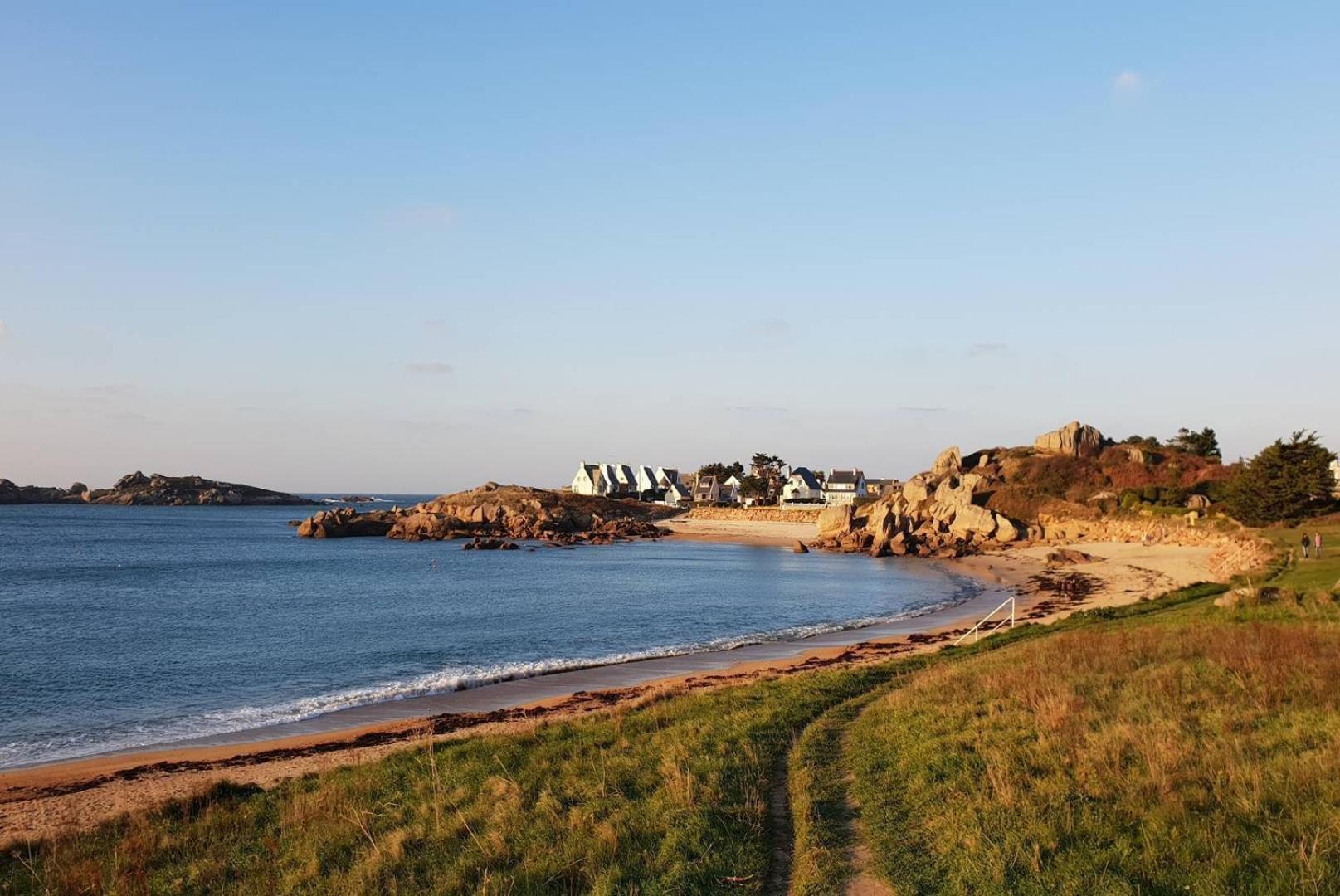 Maison 4 Personnes A 100M De La Plage De La Greve Rose A Tregastel - Ref 142 エクステリア 写真